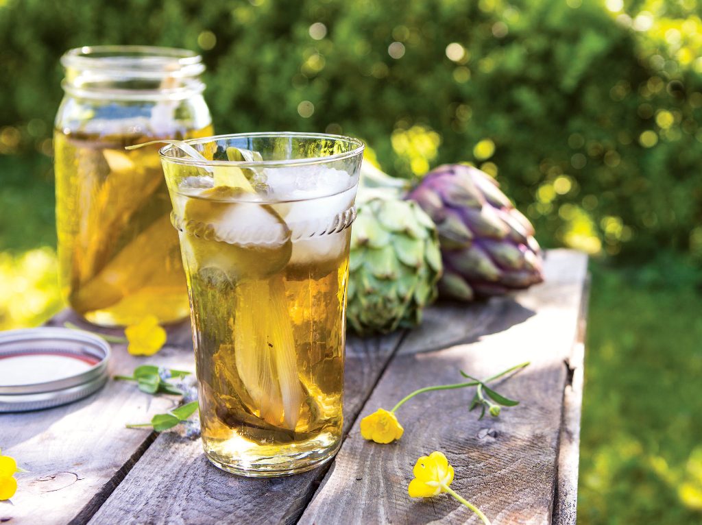 Артишок широко применяется в народной медицине для лечения различный патологий печени