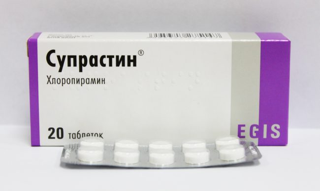Для предупреждения аллергических реакций и воспалений, рекомендуется к употреблению антигистаминное средство – Супрастин