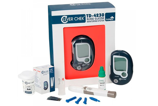 Глюкометр Clever Chek обладает отличными техническими характеристиками - он проводит тест в течение 10 секунд, а для определения уровня сахара требуется небольшое количество крови – 2 мкл