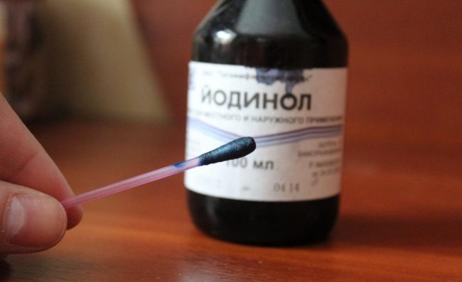 До появления антибиотиков, сульфаниламидов, антимикотиков йодинол успешно справлялся с болезнями дыхательных путей, кожными заболеваниями, урогенитальными инфекциями