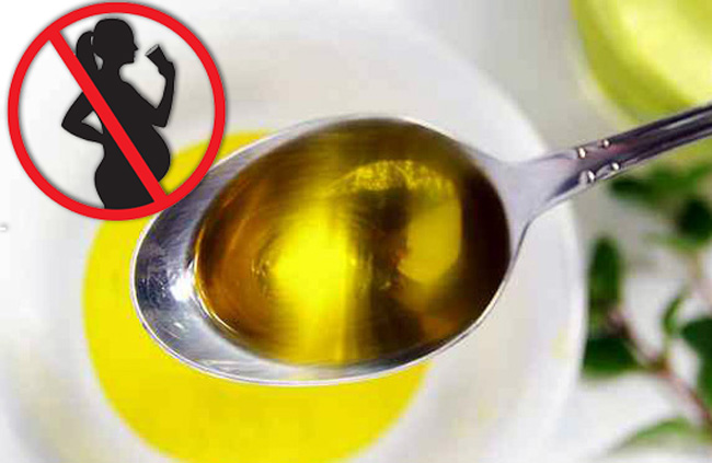 Беременным женщинам, принимать внутренне Касторовое масло, категорически запрещается – это может спровоцировать родовую деятельность