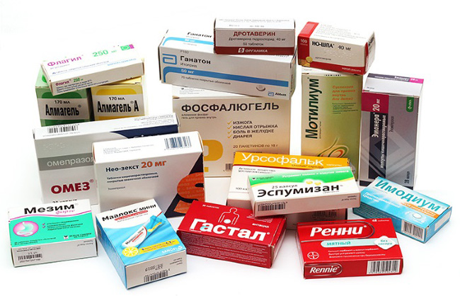 В зависимости от причин отрыжки, врач назначает соответствующие препараты
