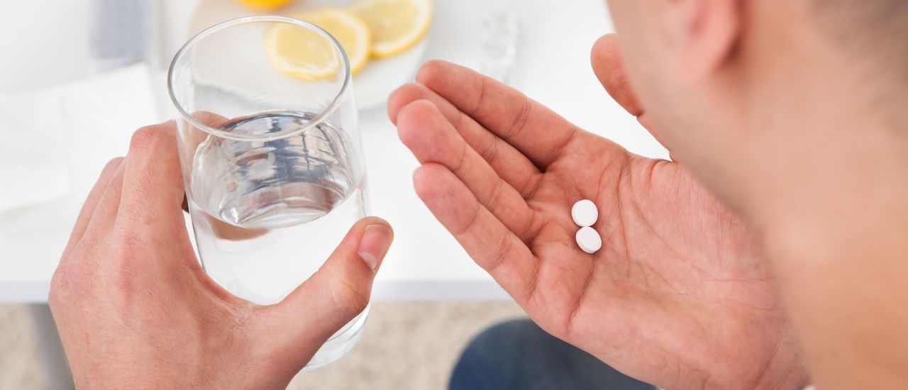 При наличии данного синдрома назначается курс лечения, а также диета и дополнительные методы для ускорения процесса выздоровления.