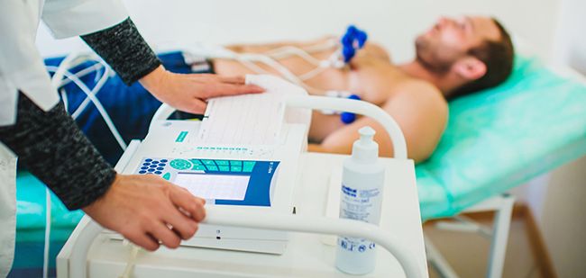 Желудочковая экстрасистолия диагностируется с помощью ЭКГ